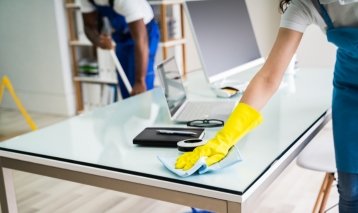 Blogs 8 top 5 office cleaning mistakes that cost you money
